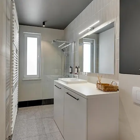 Luxury Aura 40 - 2 By Grand דירה גדנסק