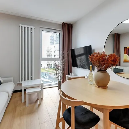 Luxury Aura 40 - 2 By Grand