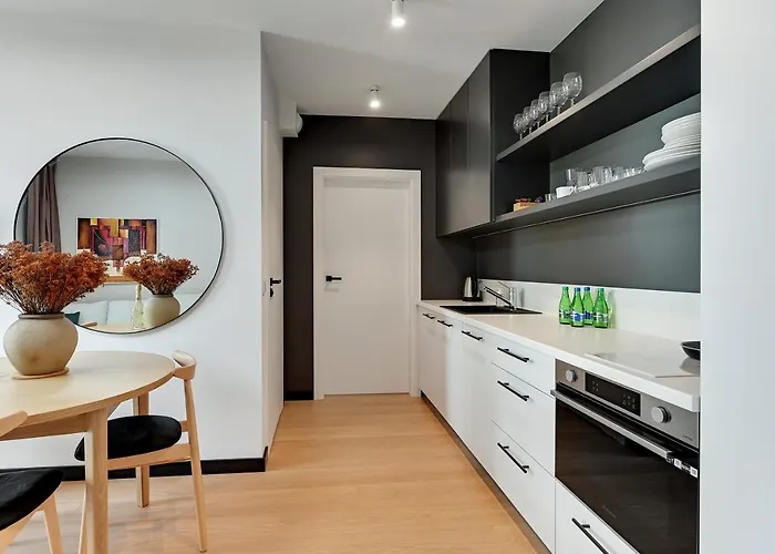 Luxury Aura 40 - 2 By Grand *